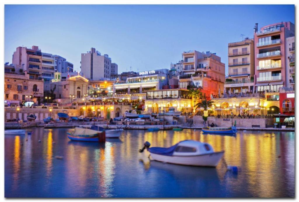 Spacious 3 Bedroom Apartment In The Heart Of St Julians Saint Julian's Bagian luar foto