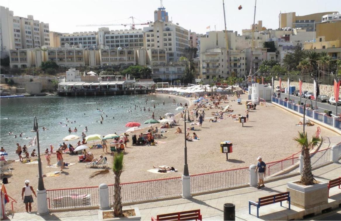Spacious 3 Bedroom Apartment In The Heart Of St Julians Saint Julian's Bagian luar foto