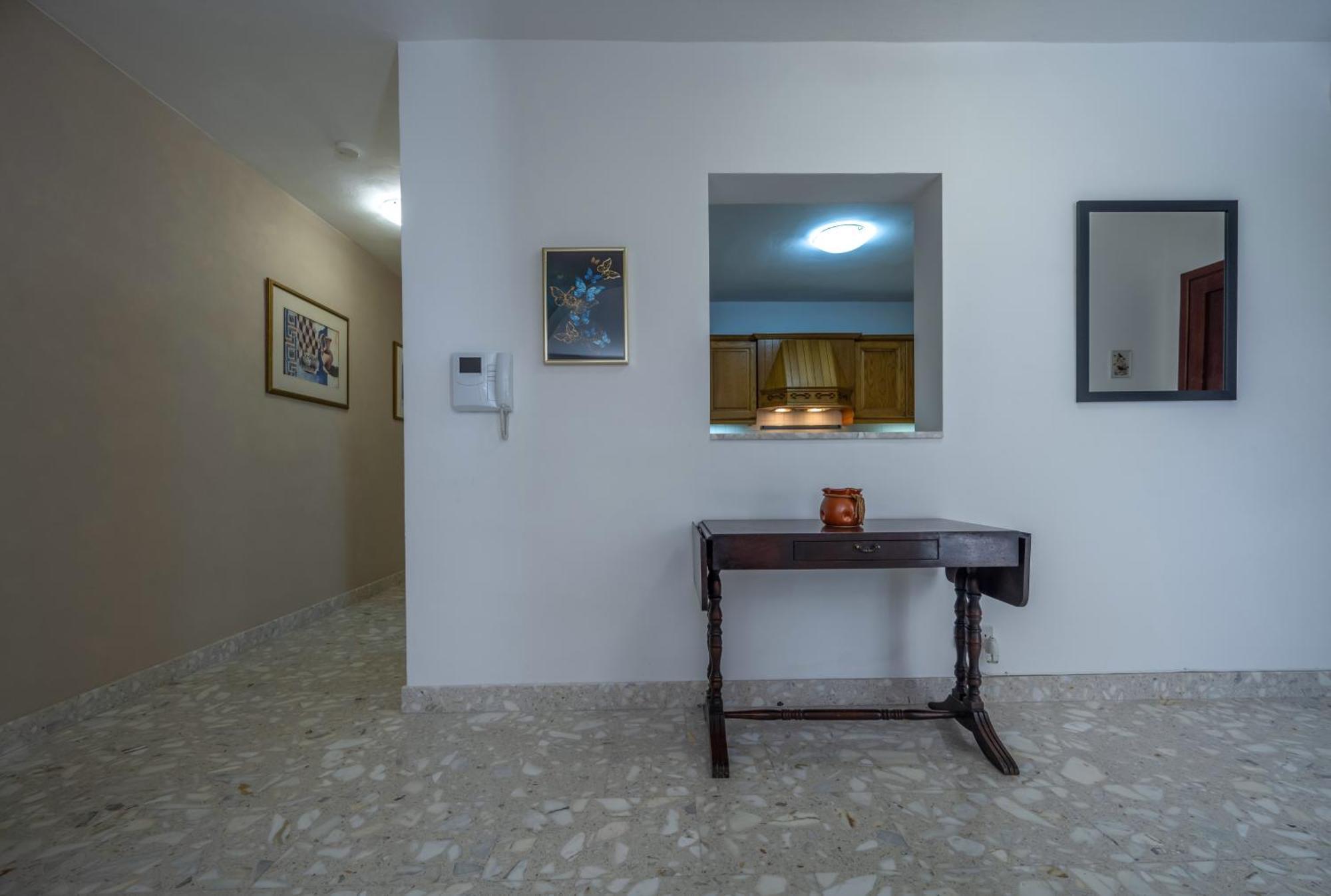 Spacious 3 Bedroom Apartment In The Heart Of St Julians Saint Julian's Bagian luar foto