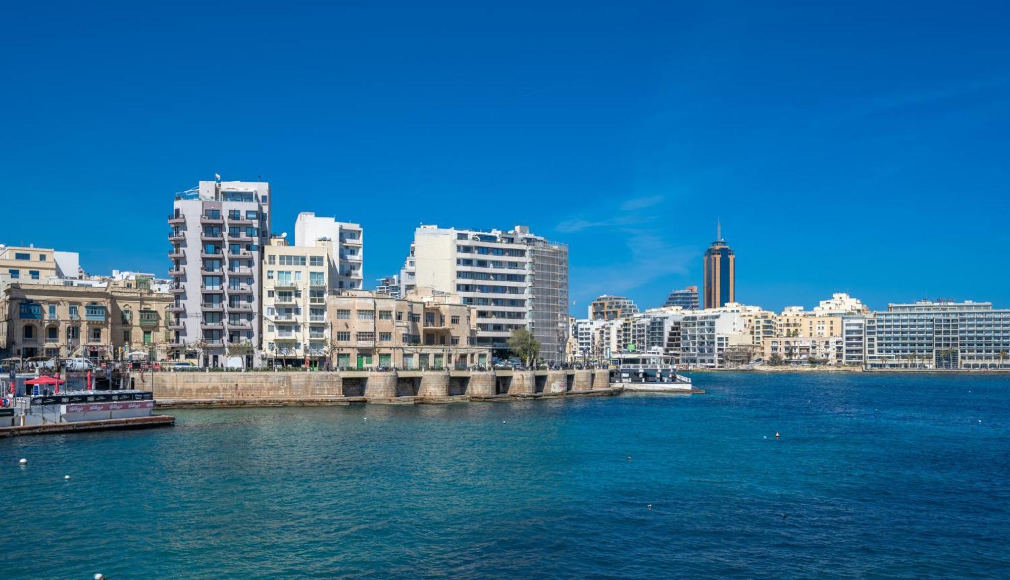 Spacious 3 Bedroom Apartment In The Heart Of St Julians Saint Julian's Bagian luar foto